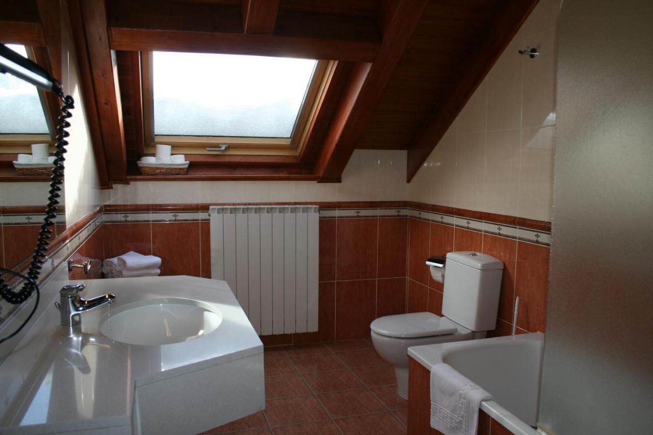 Apartamentos Les Picardes Espot Extérieur photo