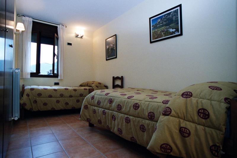Apartamentos Les Picardes Espot Chambre photo