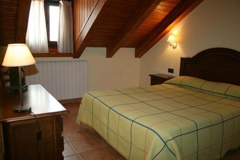 Apartamentos Les Picardes Espot Extérieur photo