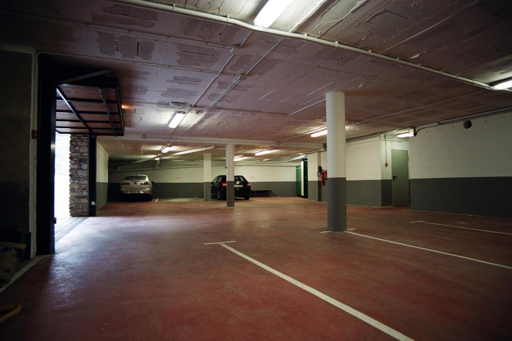 Apartamentos Les Picardes Espot Extérieur photo