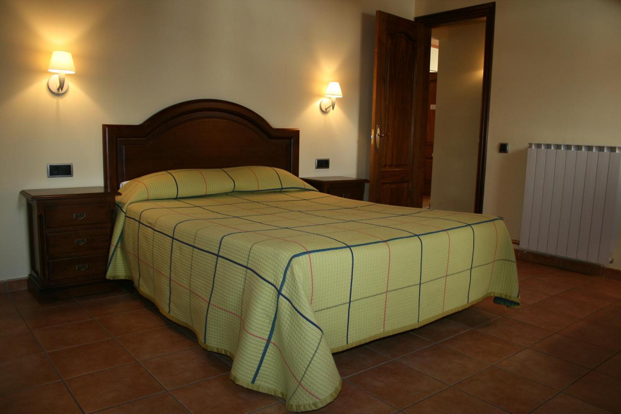 Apartamentos Les Picardes Espot Chambre photo